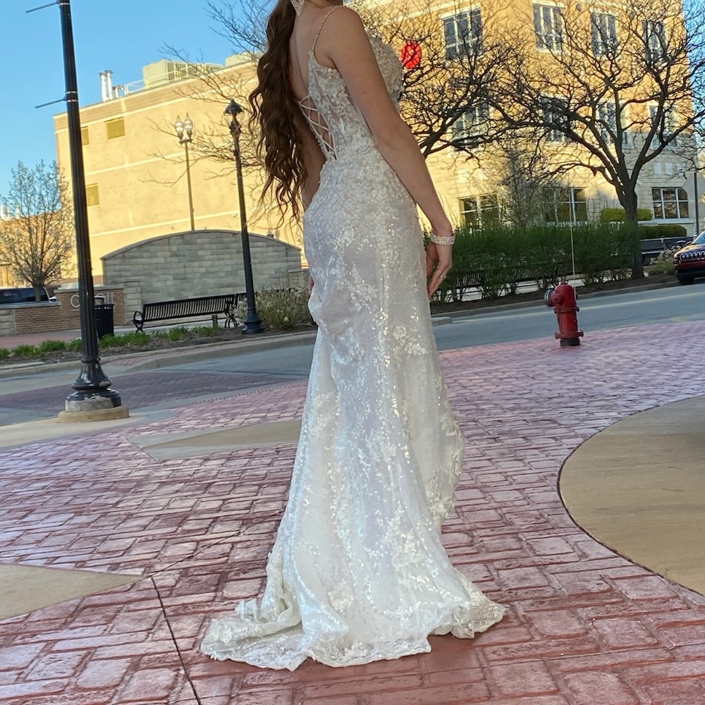 Sherri Hill 54839 white prom dress